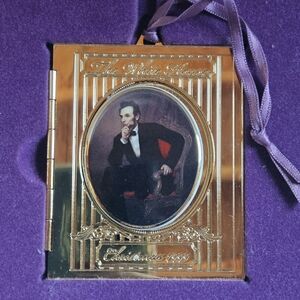 Christmas 1999 The White House Association Ornament Lincoln